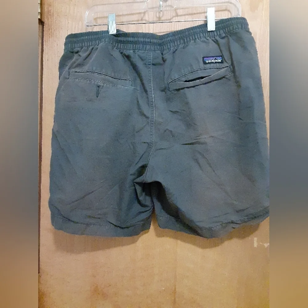 Patagonia Men's Drawstring Shorts Gray Four Pockets Size Large